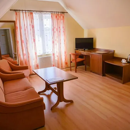 Meduza Natura Tour Üdülőközpont 3*