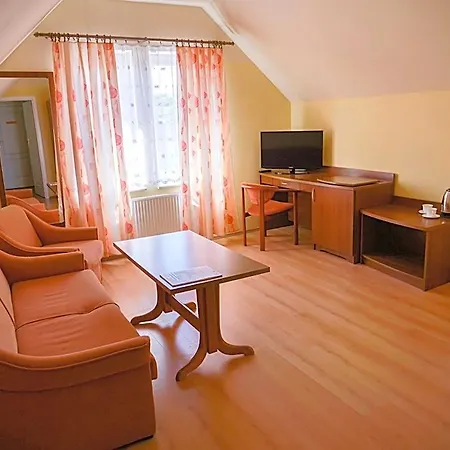 Meduza Natura Tour Resort 3*